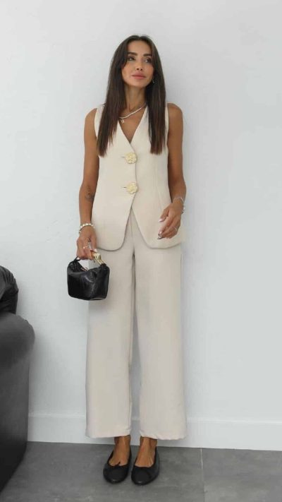 Big Gold Buttons Vest Trousers Suit Red Beige
