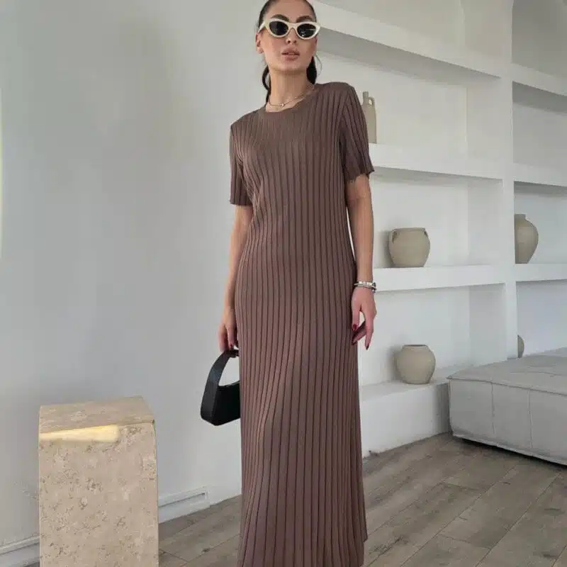 Short Sleeve Knitwear Midi Dress Beige