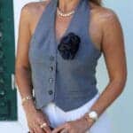 Rose Brooch Detail Backless Vest