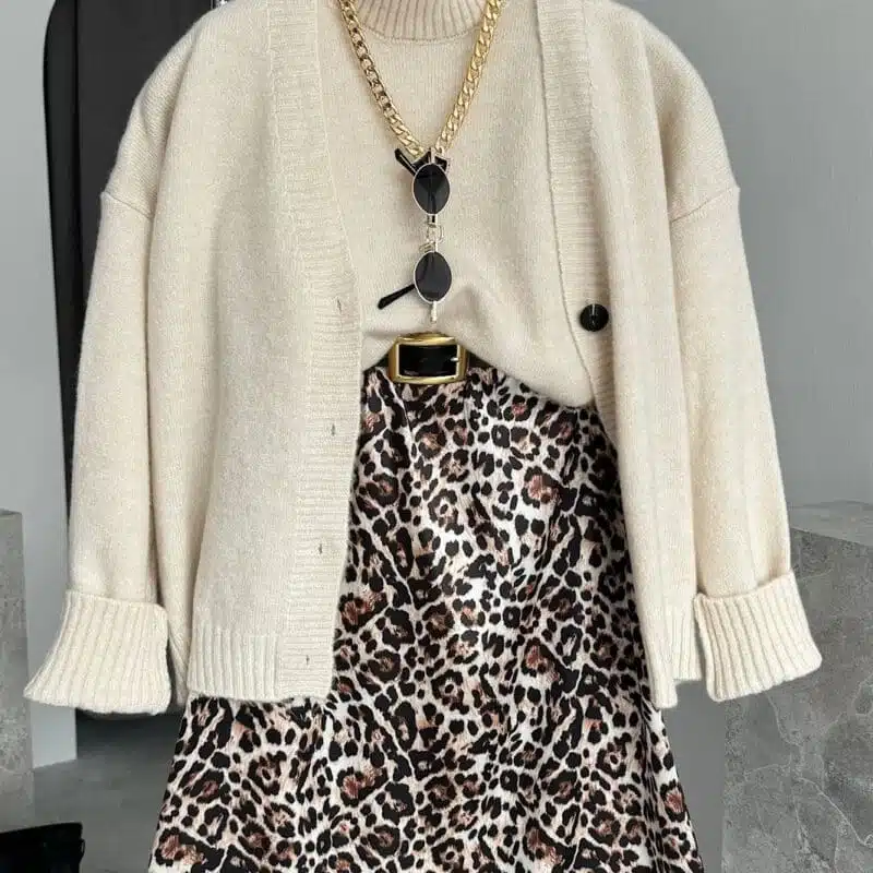 Beige Undershirt Knitwear and Cardigan