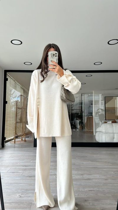 Three Button Slit Knitwear Set White