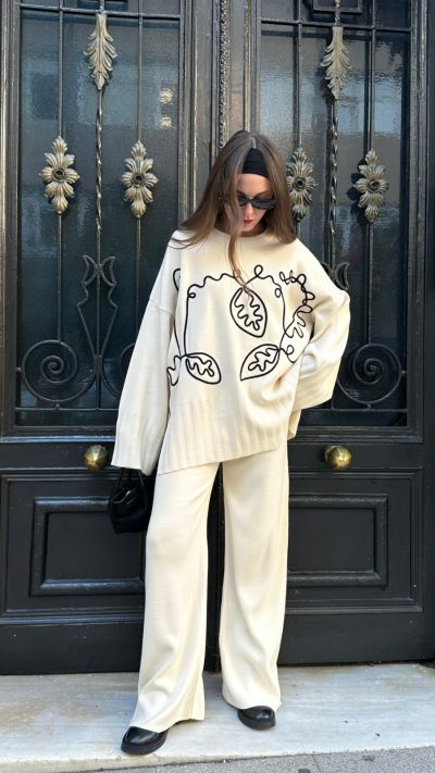 Cream Front Embroidery Detailed Knitted Trouser Set