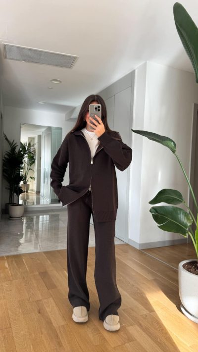 Hooded Zippered Knitwear Set-Bitter Brown
