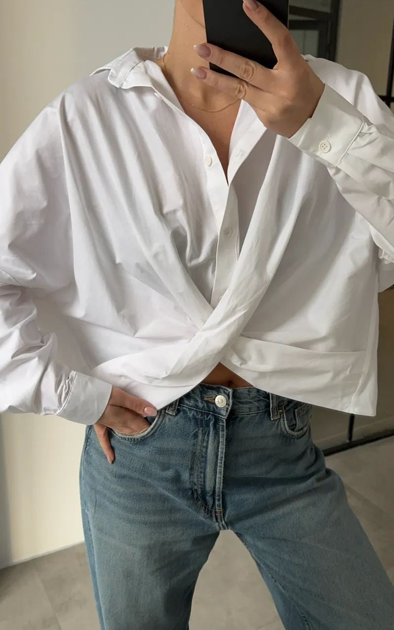 WHITE POPLIN SHIRT WITH DESIGN KNOT DETAIL