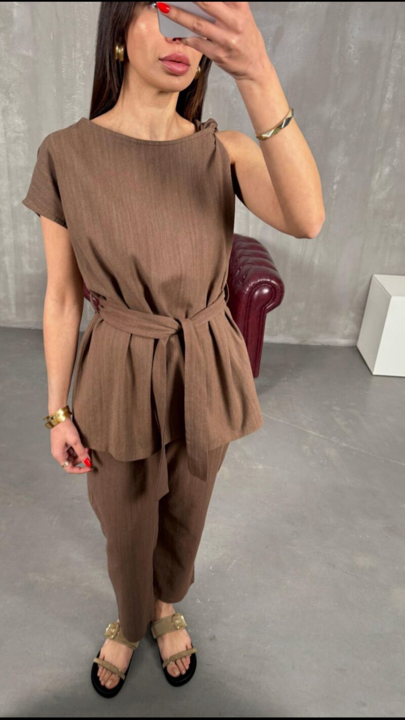 Brown Shoulder Detailed Belted Linen Set