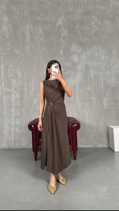 Brown Zero Sleeve Gold Detailed Slit Dress