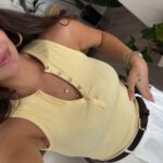 Yellow Collar Buttoned Wicked Jump