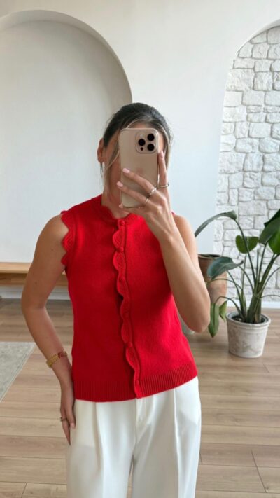Doria Red Knitwear