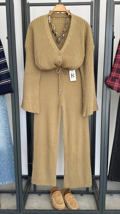 Striped Front Buttoned Set Green