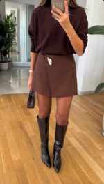 Brooched Mini Short Skirt - Brown