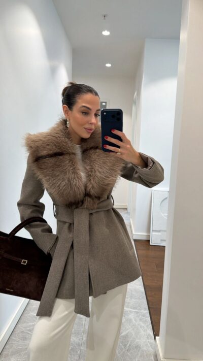 Preorder -FUR COLLAR STAMPED BELTED COAT