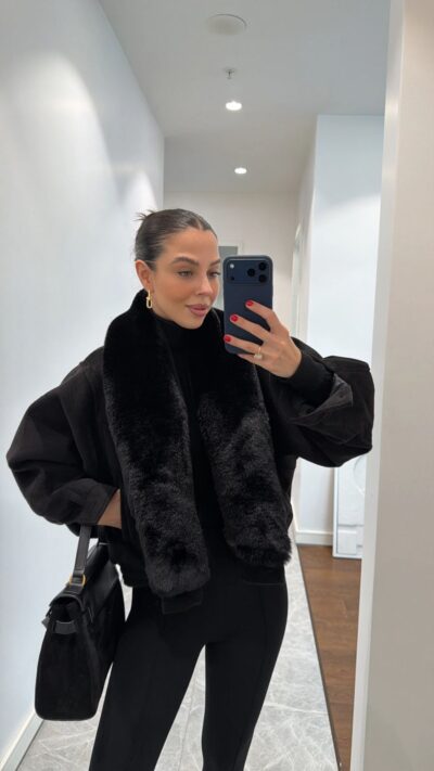 PLUSH COLLAR DETAILED STAMPED COAT/ Black