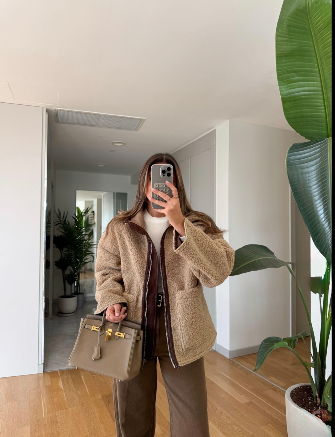 b2738c61-ff8e-4dd9-9421-a72098f76bc0