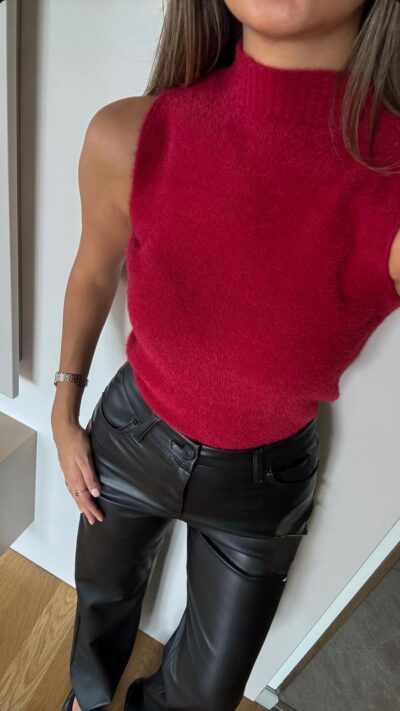 Stand Collar Bearded Sweater - Claret Red