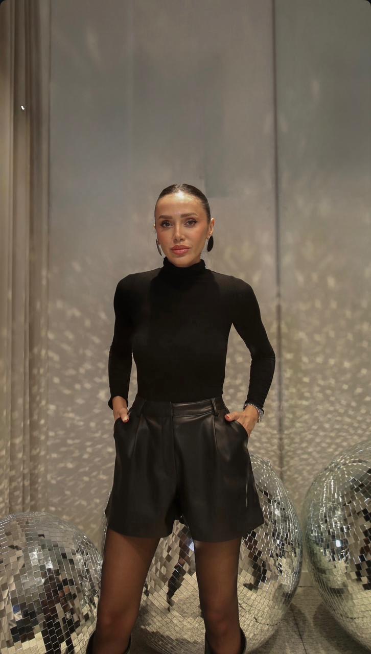 41cdb5f7-86e5-4544-a200-2e27b844231b BLACK LEATHER SHORTS - Image 1