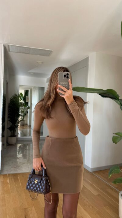 Turtleneck Cashmere Blouse - Camel