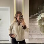 Light Beige-Brown Neck Jeans