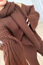 Scarfed V Neck Knitwear Set Brown - Image 4