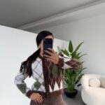 Dark Cinnamon-Bone Baklava Pattern Cardigan