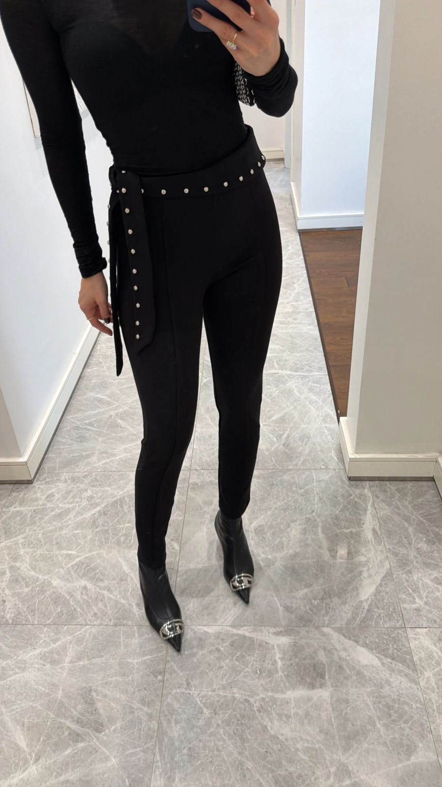 39ccba41-f847-4fea-96cf-970476b70c38 WAIST STONE PROCESSING DETAILED TIGHTS - Image 1