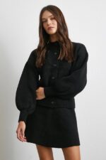Solé Comfy Black Set - Image 3