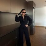 Comfié One-Piece- Black