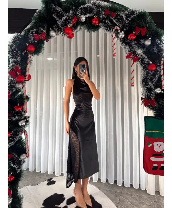 f0502f96-ae8e-43df-be2e-935a9d40a9ab Lace detail velvet dress - Black - Image 1