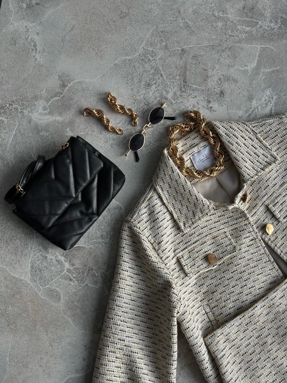 3906239f-ad7c-4351-989a-6ce263226518 Classic Solé Set - Image 1