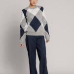 Élégance Grey and Navy Knit