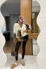 Presy Khaki Deer Teddy Sweater - Image 4