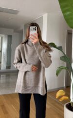 Aria Turtleneck Sweater - Mink
