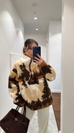 Pre-Order ZIPPER DETAILED FLEECE SWEATER
