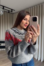 Grey Knit Sweater With Red Fair Isle Pattern - Image 5