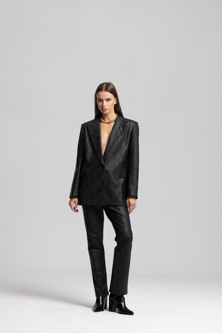 b1c20a7e-acef-4810-801c-17e54a7c43e4 Classy Leather Set - Image 1