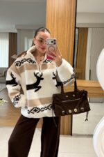 Presy Brown Double Deer Teddy Sweater - Image 2