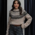 BEIGE COLLAR SCANDINAVIAN PATTERNED SWEATER