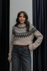 BEIGE COLLAR SCANDINAVIAN PATTERNED SWEATER