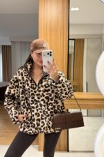 Presy Leopard Teddy Sweater - Image 2