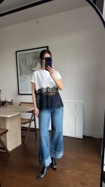 White Cropped T-Shirt With Black Lace Hem - Image 4