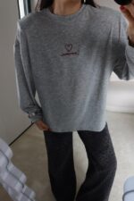 Grey Embroidered Heart Sweatshirt - Image 3