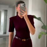 Burgundy V-Neck Structured Shoulder Body