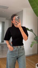 Black Short Sleeve Fitted Top