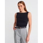 Black Sleeveless Tank Top - Image 2