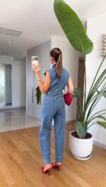 Sleeveless Blue Denim Jumpsuit - Image 3