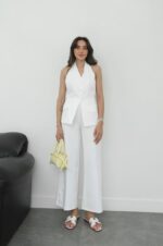 Women's White Sleeveless Pant Suit Set - Image 3