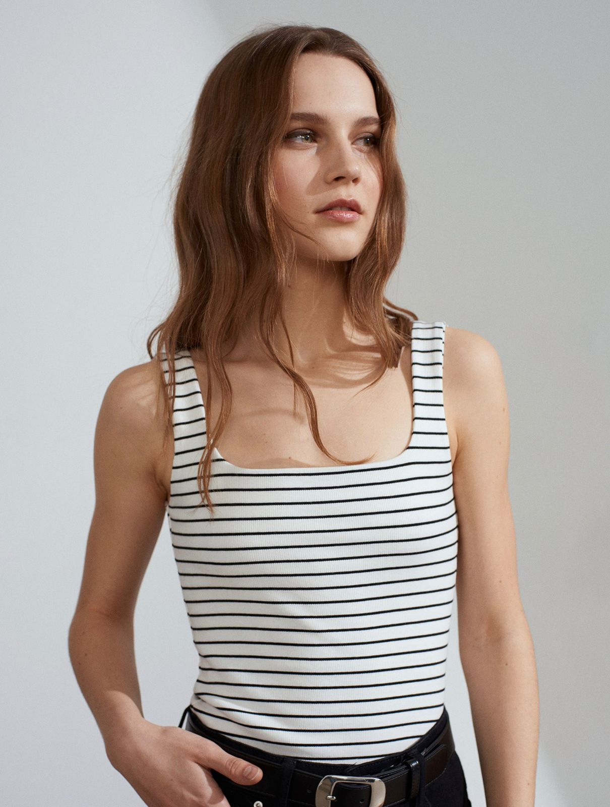 f9b24c55-1fe5-4a32-b603-0202537ef0f3.jpg Women's White and Black Striped Tank Top - Image 1