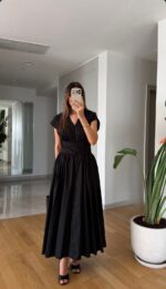 Black Cap Sleeve Maxi Dress