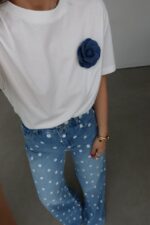 White T-Shirt With Blue Flower Brooch - Image 3