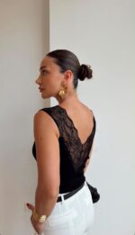 Black Lace V-Neck Sleeveless Top - Image 2