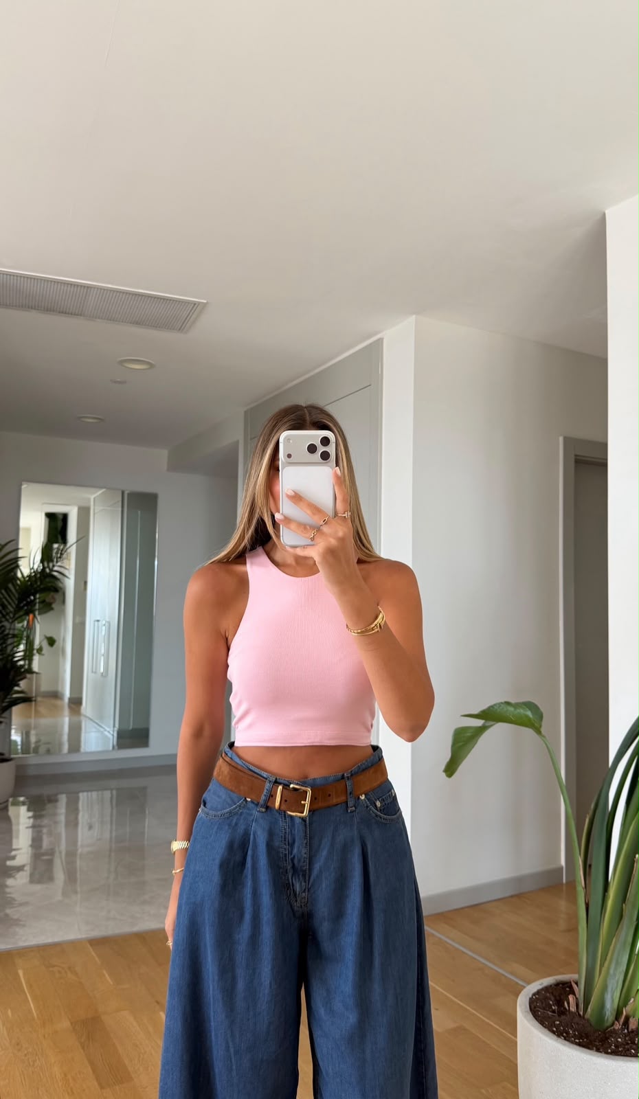 ce73e2c4-ede6-4cd9-8f1d-89ae69f655e5 Pink Ribbed Sleeveless Crop Top - Image 1